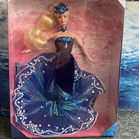 Water Rhapsody Barbie from “Essence of Nature Collection” - 1998 NRFB doll! - Picture 2 of 8